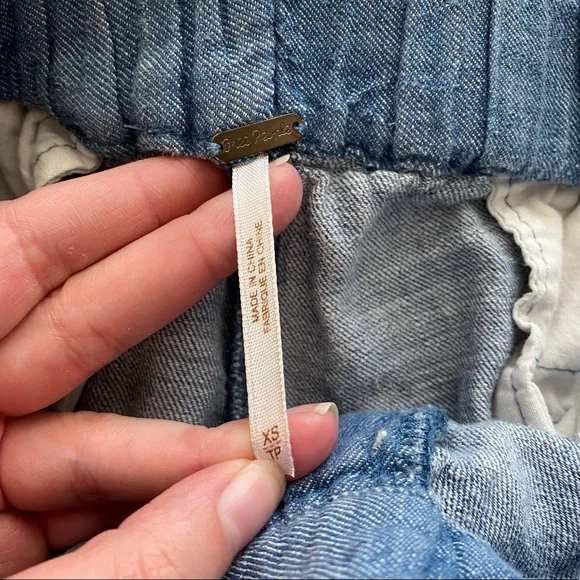 Free People Blue Chambray Ankle Crop Pants Linen Blend - Picture 9 of 12